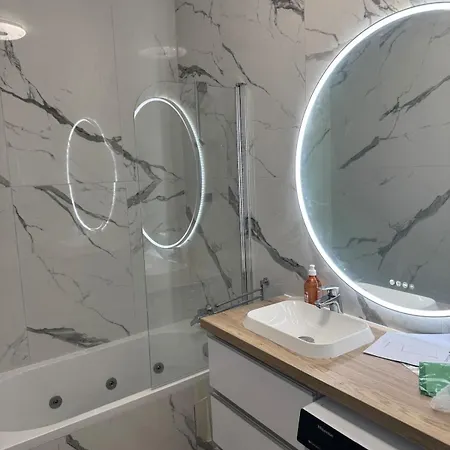 Appartamento 70 M2, Renovated, Perfect Location In Parigi